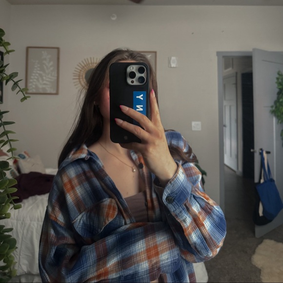 Flannel - Picture 4 of 4